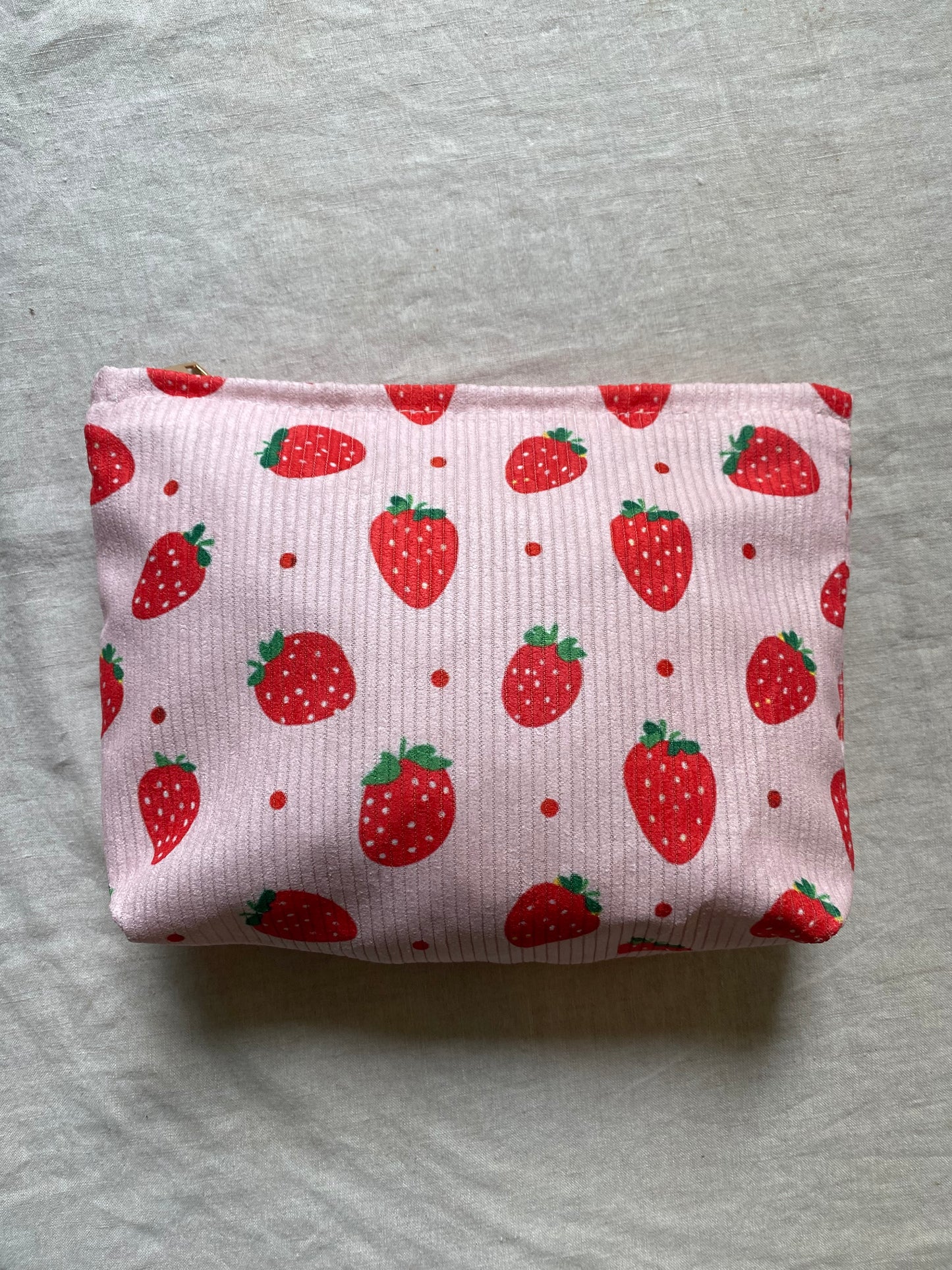 תיק איפור / רחצה