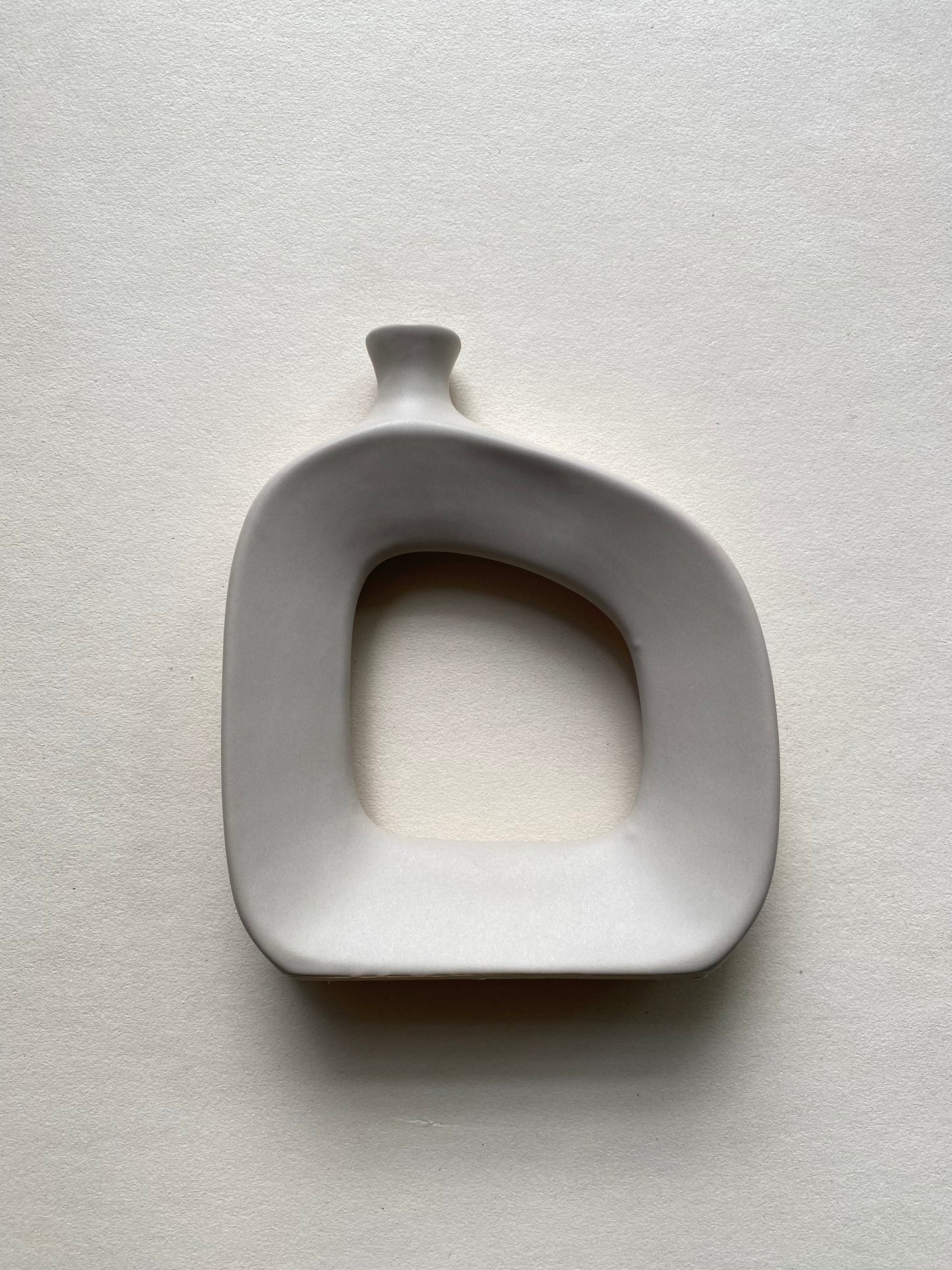 פמוט בצבע אבן