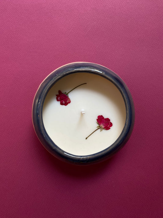 נר פרחים בכלי חרס